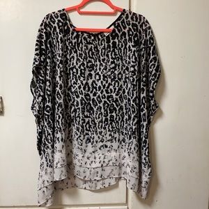 Ava & Viv black/white animal print blouse, dolman sleeve.